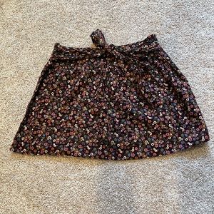 I love H81 floral mini skirt